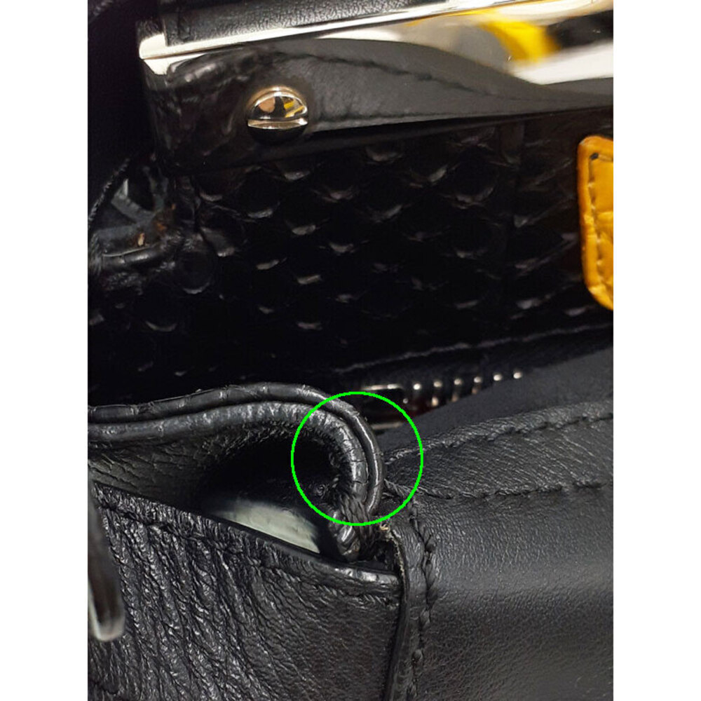 Fendi Peekaboo Regular Leather Shoulder Bag - Picture 6 of 9